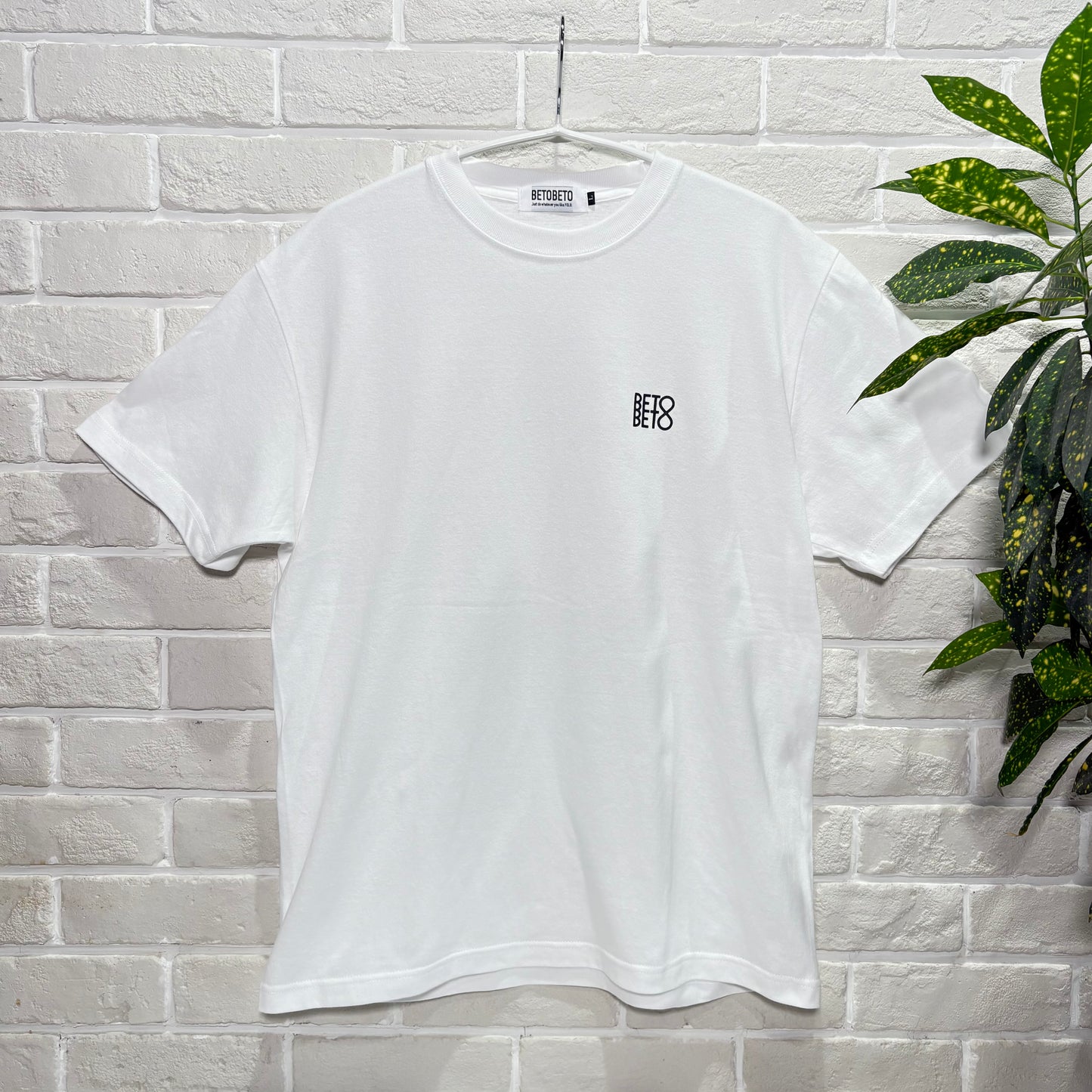 BETOBETO26ドリップロゴTシャツ